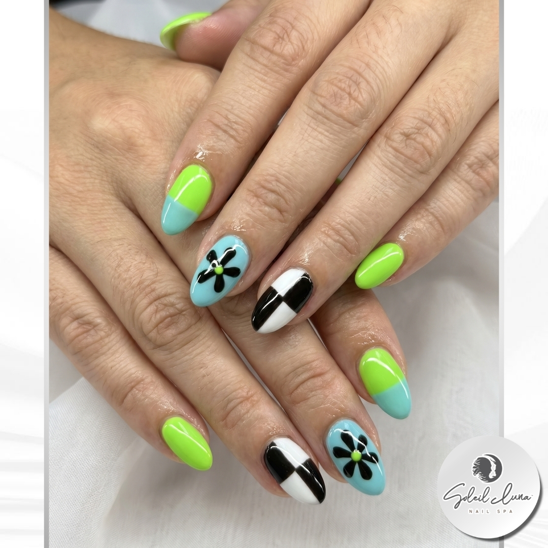 Nail colours